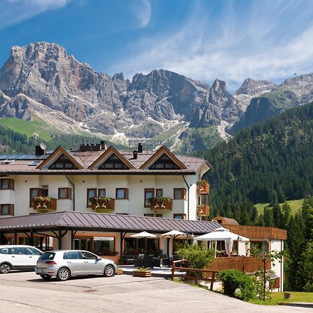 Hotel Europa San Martino Di Castrozza Exterior photo