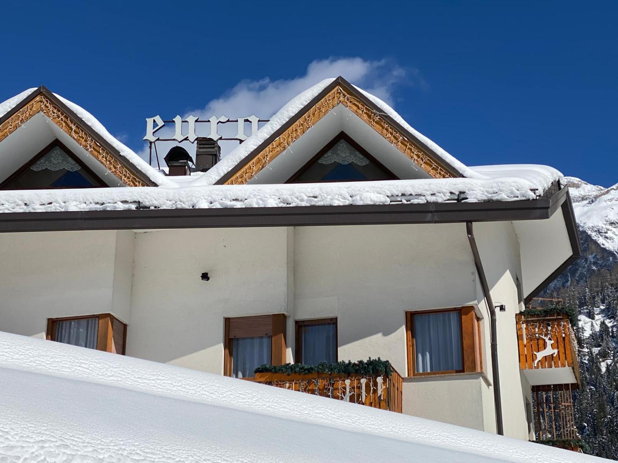 Hotel Europa San Martino Di Castrozza Exterior photo